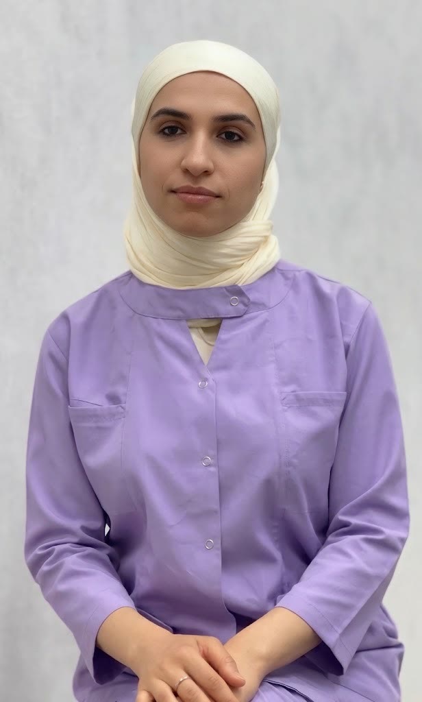 Dr. Şəhla Xarxiyeva — həkim-ortodont və stomatoloq, Lux International Hospital, Bakı